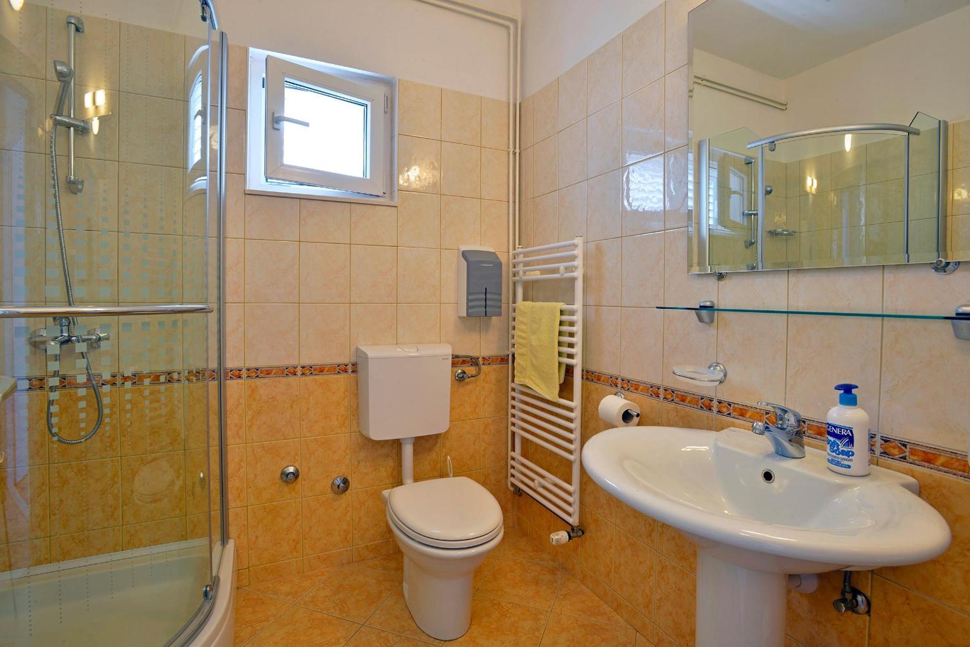 חוואר Apartments Viskovic Margita מראה חיצוני תמונה