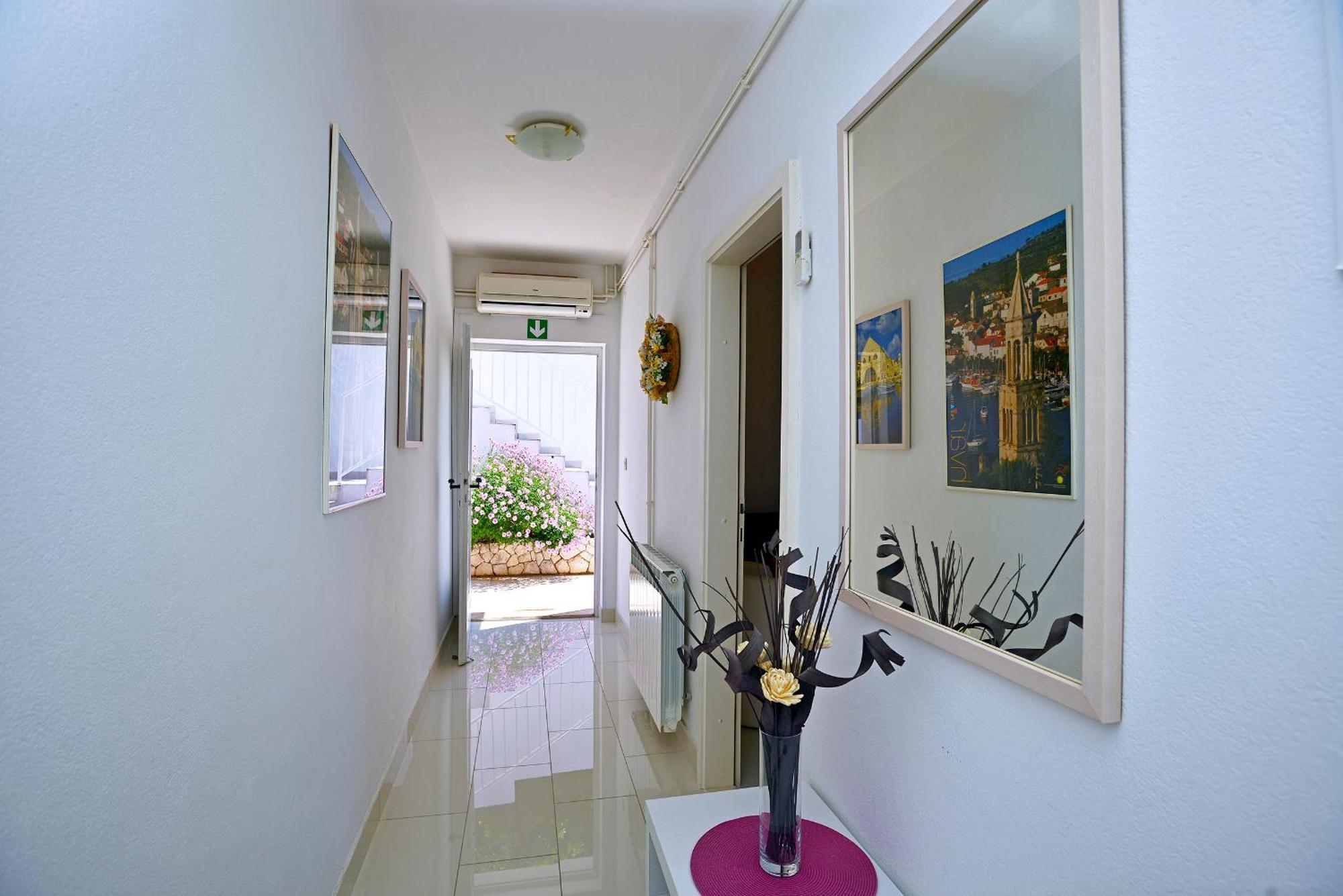 חוואר Apartments Viskovic Margita מראה חיצוני תמונה