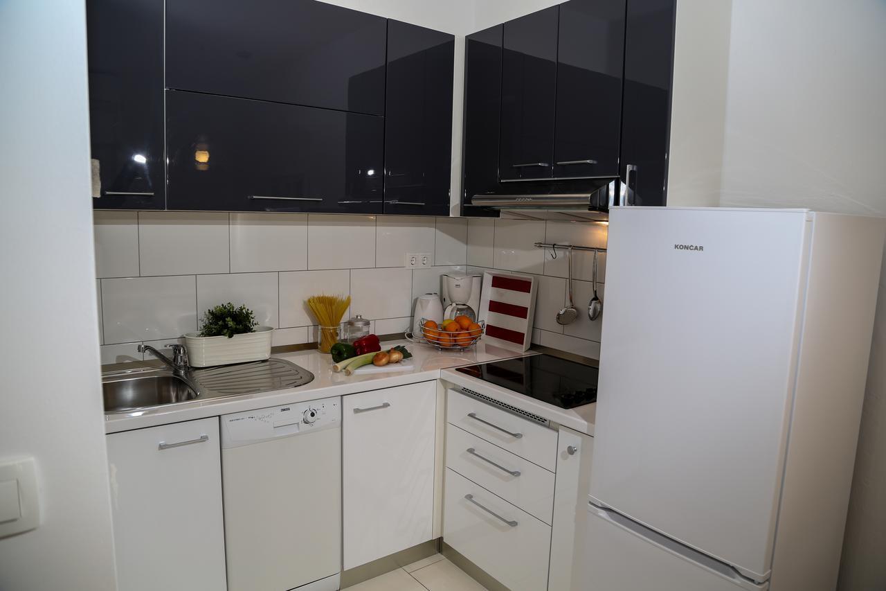 חוואר Apartments Viskovic Margita מראה חיצוני תמונה